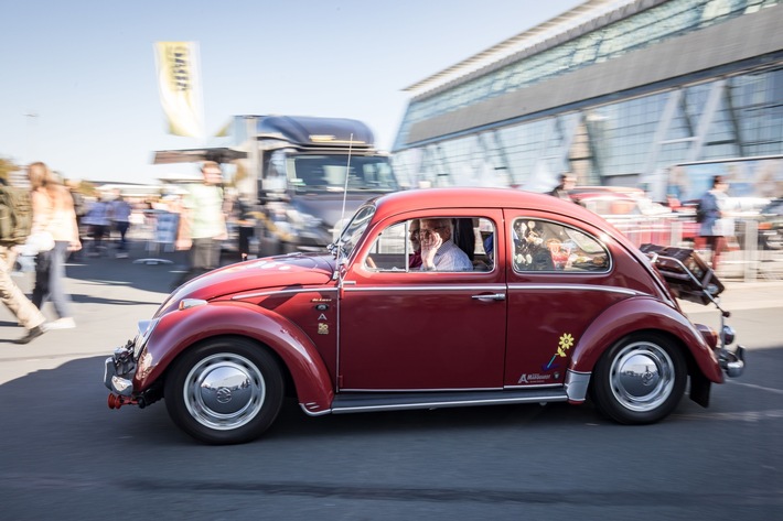 Mit dem Oldtimer kostenlos zur infa! Jetzt registrieren